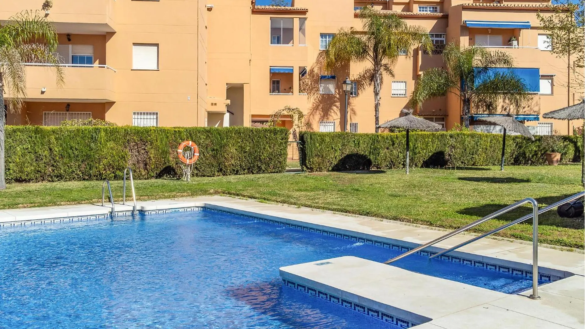 Awesome Apartment In Marbella With Wifi 0*,  Španělsko